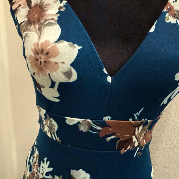 Windsor Women's Blue Floral Dress Size S - Picture 2 of 7